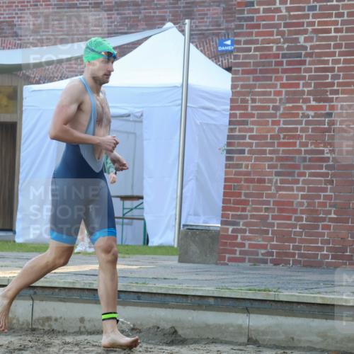 08.09.2024 - Stadtparktriathlon Luisa Fischer http://msf.ph/oto/6997214 08.09.2024 08:59:26 Schwimmen 107, 109, 113, 117, 119, 128 meine-sportfotos.de