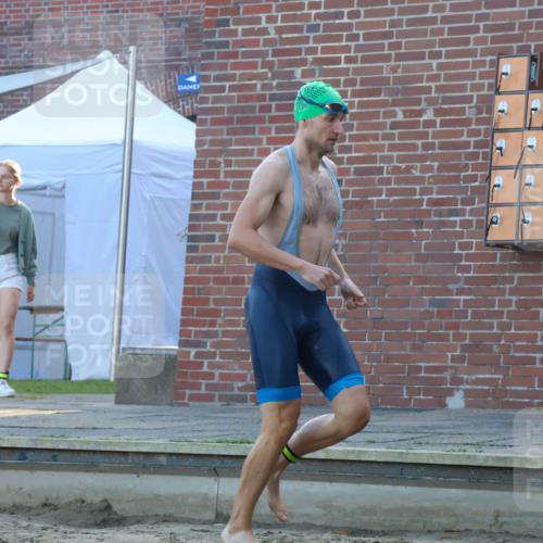 08.09.2024 - Stadtparktriathlon Luisa Fischer http://msf.ph/oto/6997218 08.09.2024 08:59:26 Schwimmen 107, 109, 113, 117, 119, 128 meine-sportfotos.de