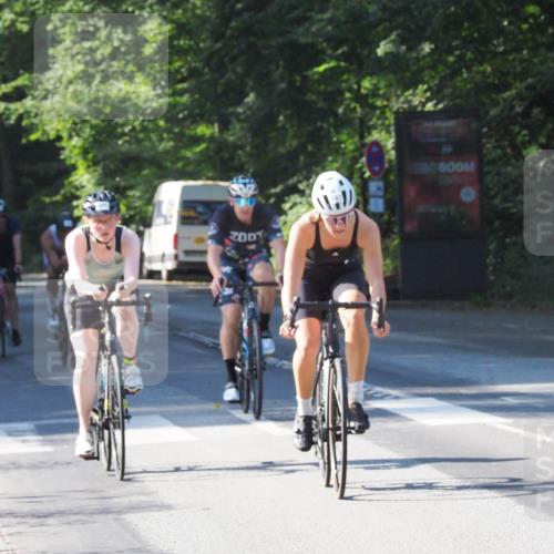 08.09.2024 - Stadtparktriathlon Zöllner http://msf.ph/oto/6997237 08.09.2024 10:48:35 Radfahren 280, 338, 361, 386, 435, 442, 444 meine-sportfotos.de
