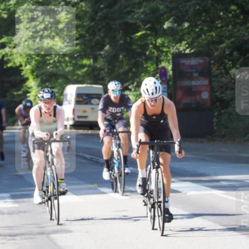08.09.2024 - Stadtparktriathlon Zöllner http://msf.ph/oto/6997241 08.09.2024 10:48:35 Radfahren 280, 338, 361, 386, 435, 442, 444 meine-sportfotos.de