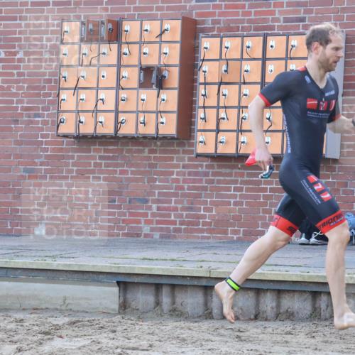 08.09.2024 - Stadtparktriathlon Luisa Fischer http://msf.ph/oto/6997274 08.09.2024 08:59:36 Schwimmen 107, 116 meine-sportfotos.de