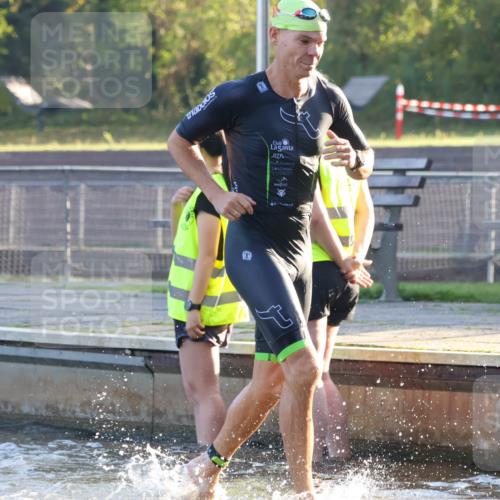 08.09.2024 - Stadtparktriathlon Luisa Fischer http://msf.ph/oto/6997291 08.09.2024 08:59:41 Schwimmen 116, 124 meine-sportfotos.de