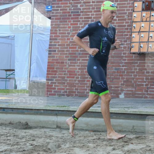 08.09.2024 - Stadtparktriathlon Luisa Fischer http://msf.ph/oto/6997317 08.09.2024 08:59:43 Schwimmen 116, 124 meine-sportfotos.de
