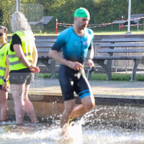 08.09.2024 - Stadtparktriathlon Luisa Fischer http://msf.ph/oto/6997331 08.09.2024 08:59:47 Schwimmen 116, 124 meine-sportfotos.de