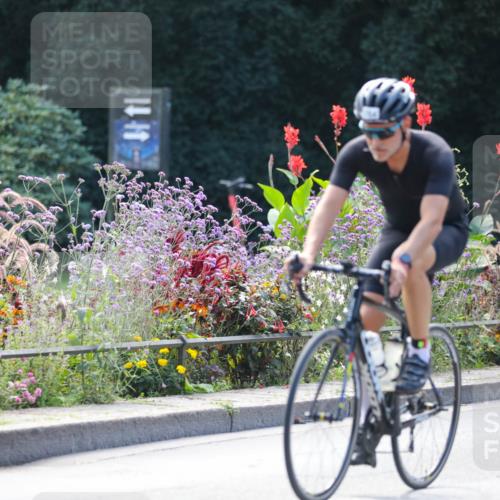 08.09.2024 - Stadtparktriathlon Zöllner http://msf.ph/oto/6997332 08.09.2024 12:22:37 Radfahren 752, 763, 764, 795, 809, 848, 897, 901, 933 meine-sportfotos.de