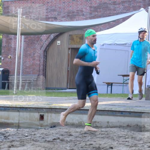 08.09.2024 - Stadtparktriathlon Luisa Fischer http://msf.ph/oto/6997358 08.09.2024 08:59:48 Schwimmen 116, 124 meine-sportfotos.de