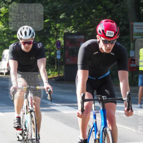 08.09.2024 - Stadtparktriathlon Zöllner http://msf.ph/oto/6997376 08.09.2024 10:49:40 Radfahren 311, 322, 369, 375, 383, 398, 407, 427 meine-sportfotos.de