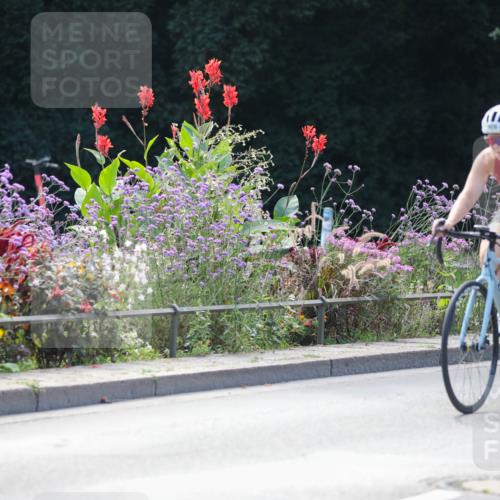 08.09.2024 - Stadtparktriathlon Zöllner http://msf.ph/oto/6997390 08.09.2024 12:22:49 Radfahren 781, 809, 839, 901, 906, 933 meine-sportfotos.de