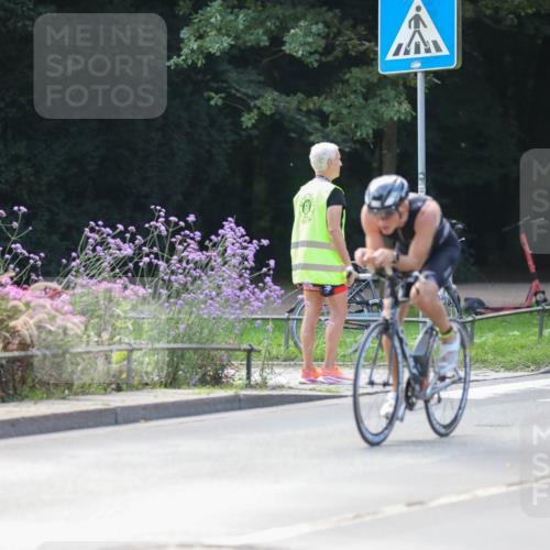 08.09.2024 - Stadtparktriathlon Zöllner http://msf.ph/oto/6997397 08.09.2024 12:22:51 Radfahren 781, 839, 906 meine-sportfotos.de