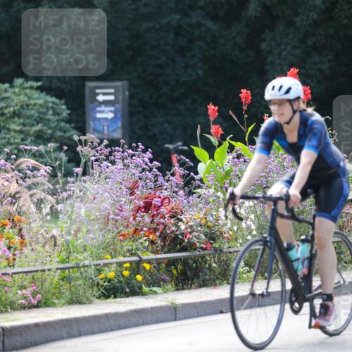 08.09.2024 - Stadtparktriathlon Zöllner http://msf.ph/oto/6997424 08.09.2024 12:23:21 Radfahren 774, 780, 903, 913, 922 meine-sportfotos.de