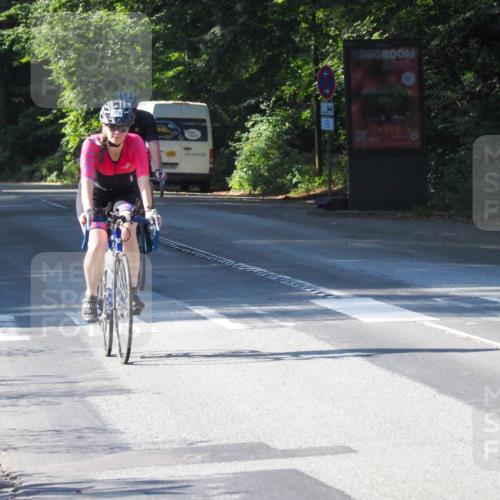 08.09.2024 - Stadtparktriathlon Zöllner http://msf.ph/oto/6997439 08.09.2024 10:50:09 Radfahren 313, 323, 340, 354, 368, 420, 433 meine-sportfotos.de
