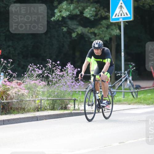 08.09.2024 - Stadtparktriathlon Zöllner http://msf.ph/oto/6997457 08.09.2024 12:23:32 Radfahren 760, 774, 780, 789, 826, 842, 889 meine-sportfotos.de