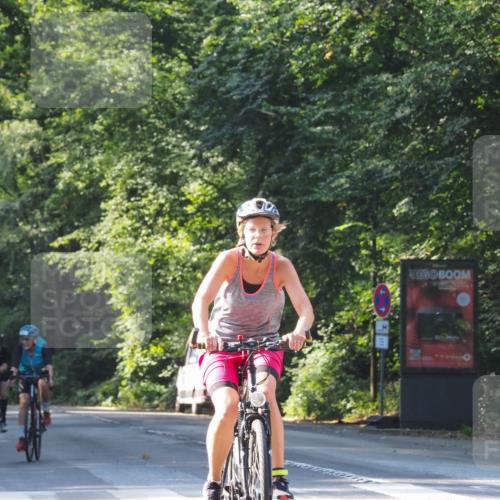 08.09.2024 - Stadtparktriathlon Zöllner http://msf.ph/oto/6997487 08.09.2024 10:50:37 Radfahren 287, 315, 351, 359, 389, 404 meine-sportfotos.de