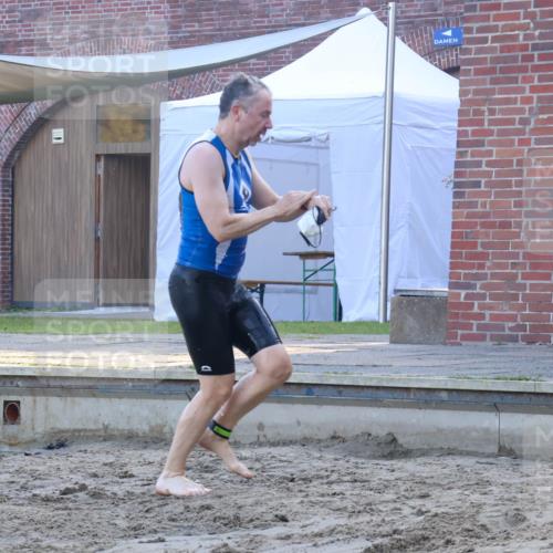 08.09.2024 - Stadtparktriathlon Luisa Fischer http://msf.ph/oto/6997514 08.09.2024 09:02:38 Schwimmen 101, 103 meine-sportfotos.de