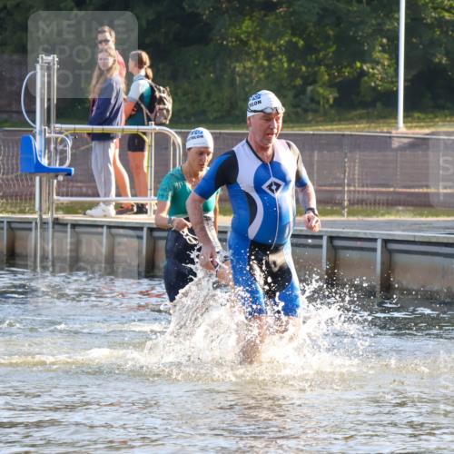 08.09.2024 - Stadtparktriathlon Luisa Fischer http://msf.ph/oto/6997531 08.09.2024 09:02:42 Schwimmen 100, 101, 103 meine-sportfotos.de