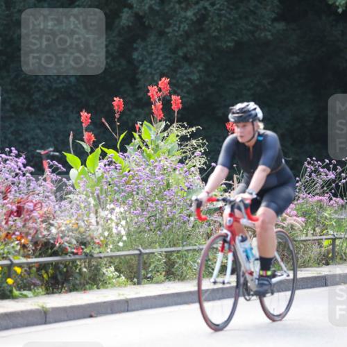 08.09.2024 - Stadtparktriathlon Zöllner http://msf.ph/oto/6997537 08.09.2024 12:23:47 Radfahren 805, 831, 833, 849, 911, 915, 934, 937, 938 meine-sportfotos.de