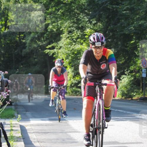 08.09.2024 - Stadtparktriathlon Zöllner http://msf.ph/oto/6997554 08.09.2024 10:50:59 Radfahren 276, 329, 332, 360, 457, 459 meine-sportfotos.de