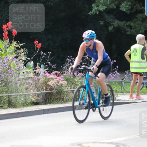 08.09.2024 - Stadtparktriathlon Zöllner http://msf.ph/oto/6997578 08.09.2024 12:23:52 Radfahren 750, 793, 805, 831, 833, 894, 911, 934, 937, 938 meine-sportfotos.de