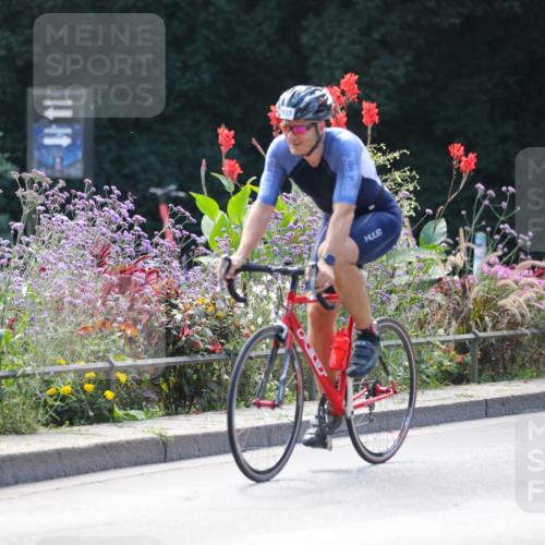 08.09.2024 - Stadtparktriathlon Zöllner http://msf.ph/oto/6997609 08.09.2024 12:23:56 Radfahren 750, 793, 805, 831, 833, 894, 938 meine-sportfotos.de