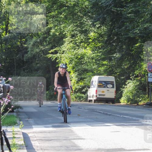 08.09.2024 - Stadtparktriathlon Zöllner http://msf.ph/oto/6997614 08.09.2024 10:51:24 Radfahren 274, 355, 362, 438 meine-sportfotos.de