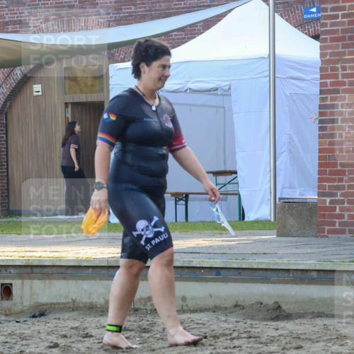 08.09.2024 - Stadtparktriathlon Luisa Fischer http://msf.ph/oto/6997650 08.09.2024 09:03:43 Schwimmen 95 meine-sportfotos.de