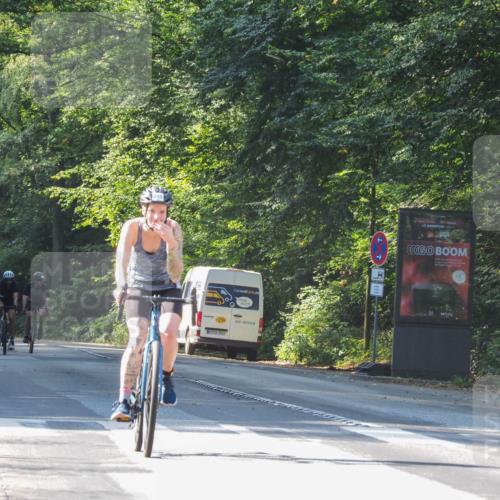 08.09.2024 - Stadtparktriathlon Zöllner http://msf.ph/oto/6997657 08.09.2024 10:51:50 Radfahren 289, 310, 327, 396, 452 meine-sportfotos.de