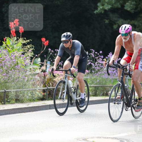 08.09.2024 - Stadtparktriathlon Zöllner http://msf.ph/oto/6997670 08.09.2024 12:24:18 Radfahren 755, 800 meine-sportfotos.de
