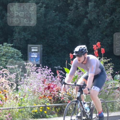 08.09.2024 - Stadtparktriathlon Zöllner http://msf.ph/oto/6997715 08.09.2024 12:24:44 Radfahren 802, 828, 878, 896 meine-sportfotos.de
