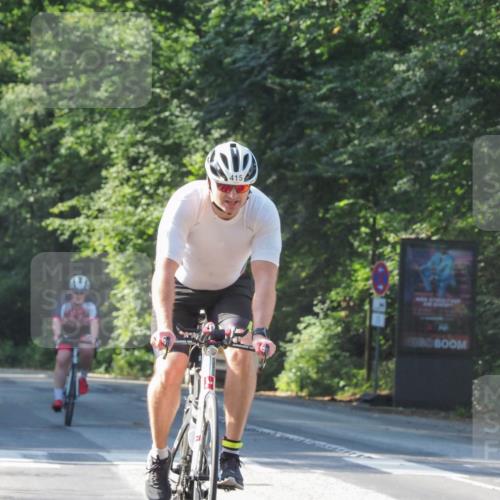 08.09.2024 - Stadtparktriathlon Zöllner http://msf.ph/oto/6997724 08.09.2024 10:52:19 Radfahren 299, 347, 364, 403, 415, 1937 meine-sportfotos.de