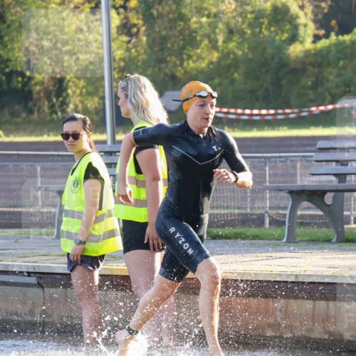 08.09.2024 - Stadtparktriathlon Luisa Fischer http://msf.ph/oto/6997726 08.09.2024 09:05:02 Schwimmen 131 meine-sportfotos.de