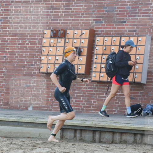 08.09.2024 - Stadtparktriathlon Luisa Fischer http://msf.ph/oto/6997749 08.09.2024 09:05:05 Schwimmen 131 meine-sportfotos.de