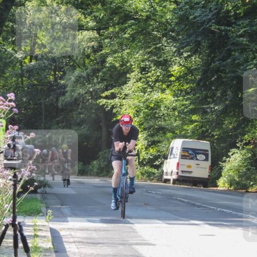 08.09.2024 - Stadtparktriathlon Zöllner http://msf.ph/oto/6997779 08.09.2024 10:52:34 Radfahren 348, 357, 390, 413 meine-sportfotos.de