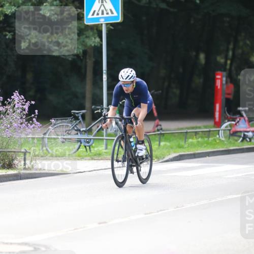 08.09.2024 - Stadtparktriathlon Zöllner http://msf.ph/oto/6997785 08.09.2024 12:25:17 Radfahren 748, 751, 758, 771, 788, 794, 834, 852, 871, 880, 908 meine-sportfotos.de
