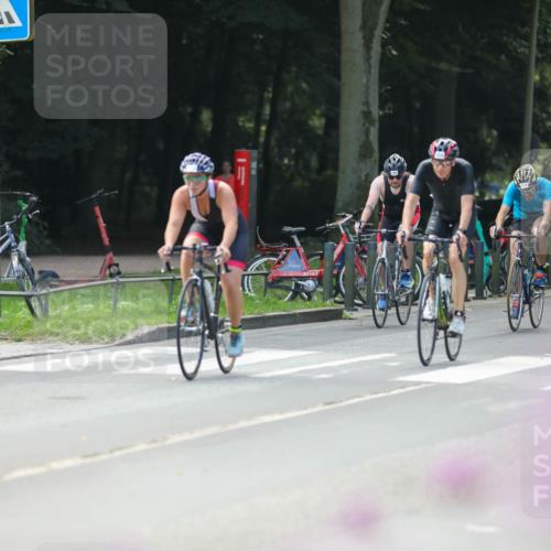 08.09.2024 - Stadtparktriathlon Zöllner http://msf.ph/oto/6997800 08.09.2024 12:25:19 Radfahren 748, 751, 758, 771, 788, 794, 834, 852, 871, 880, 908 meine-sportfotos.de