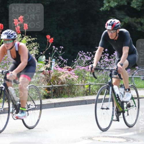 08.09.2024 - Stadtparktriathlon Zöllner http://msf.ph/oto/6997807 08.09.2024 12:25:21 Radfahren 751, 758, 771, 788, 794, 825, 834, 852, 855, 871, 880, 908 meine-sportfotos.de