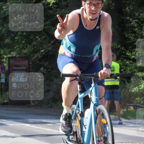 08.09.2024 - Stadtparktriathlon Zöllner http://msf.ph/oto/6997831 08.09.2024 10:53:06 Radfahren 367, 371, 434, 450 meine-sportfotos.de
