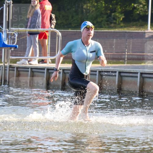 08.09.2024 - Stadtparktriathlon Luisa Fischer http://msf.ph/oto/6997833 08.09.2024 09:05:33 Schwimmen 159 meine-sportfotos.de