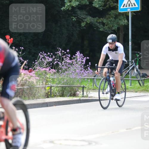 08.09.2024 - Stadtparktriathlon Zöllner http://msf.ph/oto/6997836 08.09.2024 12:25:24 Radfahren 751, 758, 771, 788, 794, 825, 855, 871, 874, 880, 908 meine-sportfotos.de