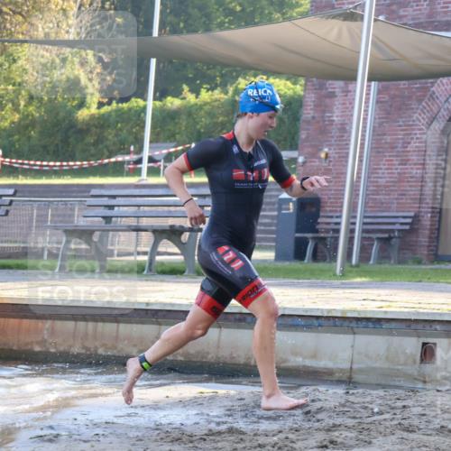 08.09.2024 - Stadtparktriathlon Luisa Fischer http://msf.ph/oto/6997948 08.09.2024 09:06:06 Schwimmen 153, 154, 172 meine-sportfotos.de