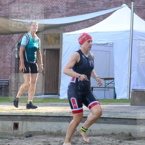 08.09.2024 - Stadtparktriathlon Luisa Fischer http://msf.ph/oto/6998003 08.09.2024 09:06:16 Schwimmen 153, 172 meine-sportfotos.de