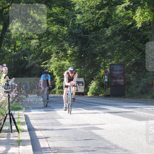 08.09.2024 - Stadtparktriathlon Zöllner http://msf.ph/oto/6998015 08.09.2024 10:54:10 Radfahren 305, 316, 380, 408, 446, 471, 558, 1936 meine-sportfotos.de