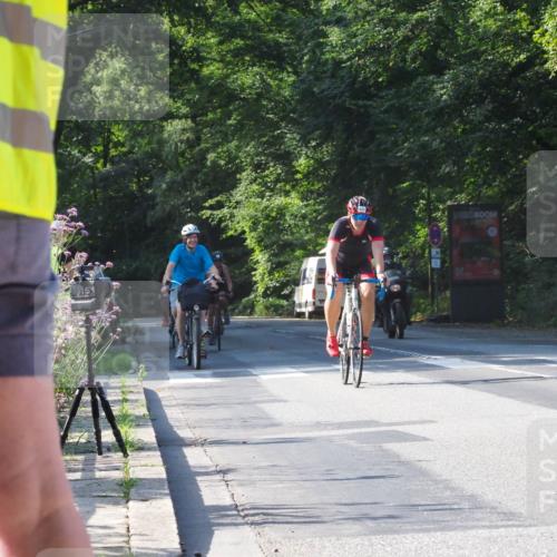 08.09.2024 - Stadtparktriathlon Zöllner http://msf.ph/oto/6998042 08.09.2024 10:54:20 Radfahren 251, 273, 316, 381, 408, 429, 1936 meine-sportfotos.de
