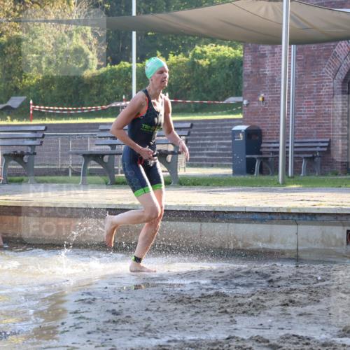 08.09.2024 - Stadtparktriathlon Luisa Fischer http://msf.ph/oto/6998131 08.09.2024 09:06:54 Schwimmen 140, 150, 151, 163 meine-sportfotos.de