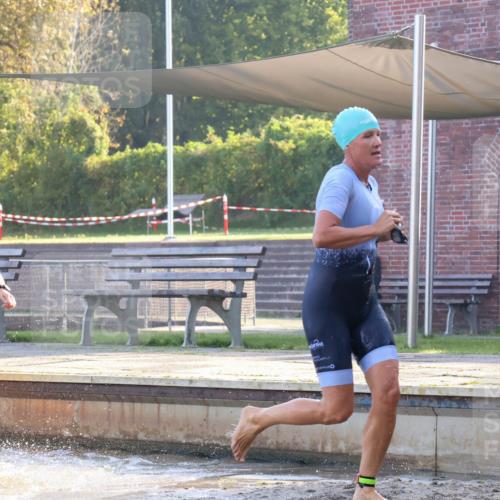 08.09.2024 - Stadtparktriathlon Luisa Fischer http://msf.ph/oto/6998175 08.09.2024 09:07:00 Schwimmen 140, 151, 163 meine-sportfotos.de