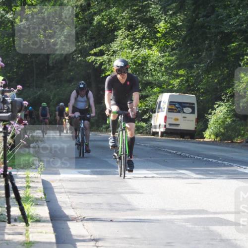 08.09.2024 - Stadtparktriathlon Zöllner http://msf.ph/oto/6998201 08.09.2024 10:55:16 Radfahren 376, 386, 416, 425, 432, 445, 458, 552 meine-sportfotos.de