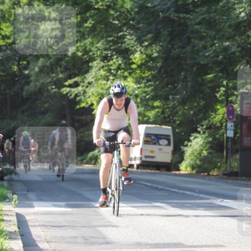 08.09.2024 - Stadtparktriathlon Zöllner http://msf.ph/oto/6998227 08.09.2024 10:55:18 Radfahren 343, 373, 376, 386, 416, 425, 432, 445, 458, 526, 552 meine-sportfotos.de