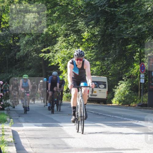 08.09.2024 - Stadtparktriathlon Zöllner http://msf.ph/oto/6998240 08.09.2024 10:55:22 Radfahren 281, 320, 343, 346, 373, 416, 432, 445, 456, 458, 526, 536, 552 meine-sportfotos.de