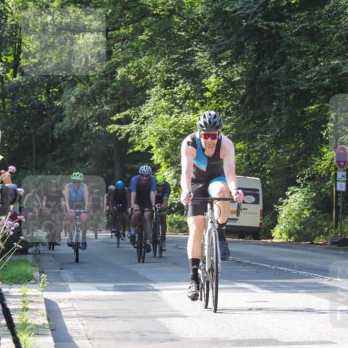 08.09.2024 - Stadtparktriathlon Zöllner http://msf.ph/oto/6998243 08.09.2024 10:55:22 Radfahren 281, 320, 343, 346, 373, 416, 432, 445, 456, 458, 526, 536, 552 meine-sportfotos.de