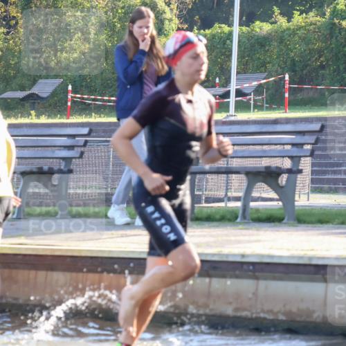 08.09.2024 - Stadtparktriathlon Luisa Fischer http://msf.ph/oto/6998253 08.09.2024 09:07:26 Schwimmen 144, 157, 173 meine-sportfotos.de