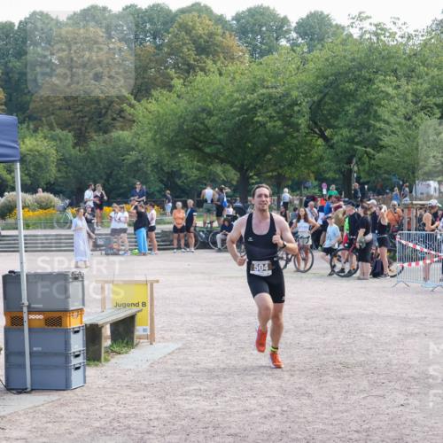 08.09.2024 - Stadtparktriathlon Luisa Fischer http://msf.ph/oto/6998255 08.09.2024 11:58:46 Ziel 504, 554 meine-sportfotos.de